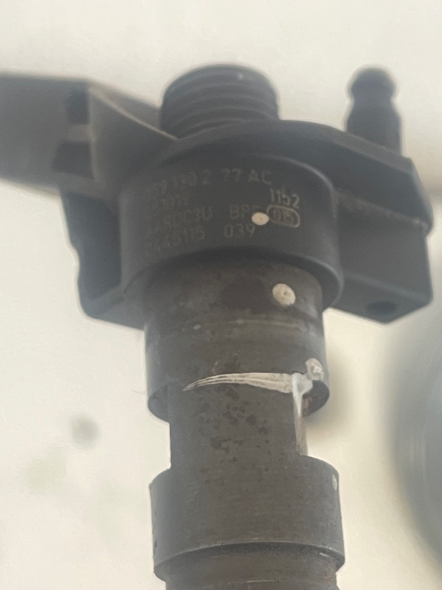 Injector combustibil AUDI A6/S6 III Saloon 4F2, C6 2004 - 2011 2.7TDI 059130277AC – foto 2