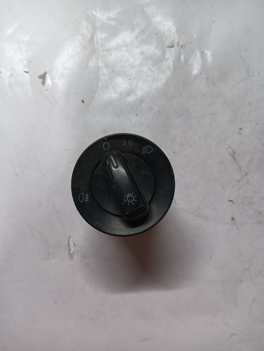 Bloc lumini VOLKSWAGEN UP 121, 122, BL1, BL2 2011 - >