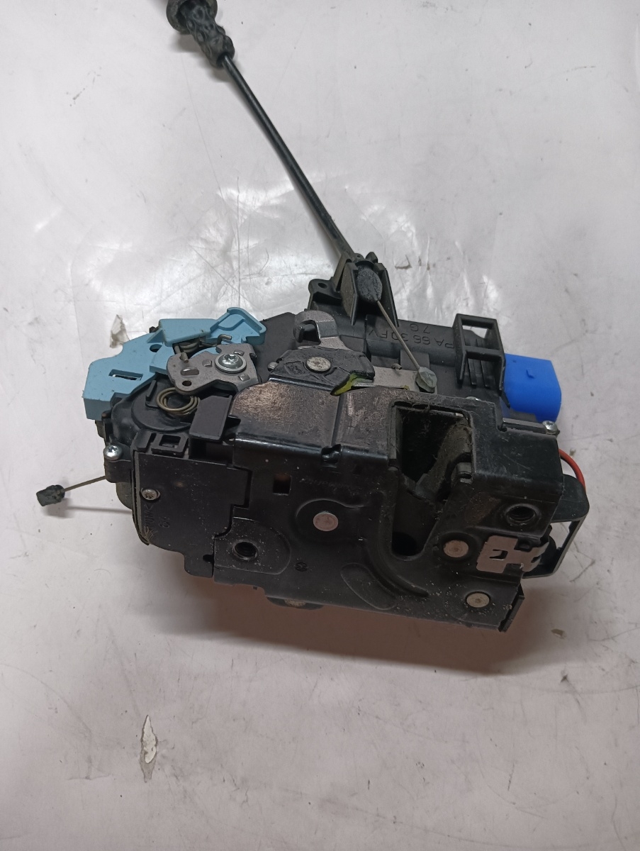 Broasca usa stanga fata SKODA OCTAVIA II Combi 1Z5 2004 - 2013