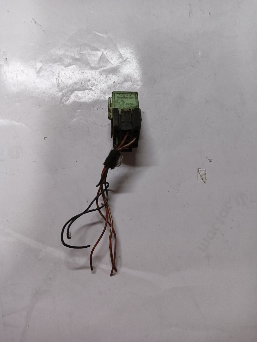 Releu bujii BMW 3 IV E46 1998 - 2005, Sedan 8373700