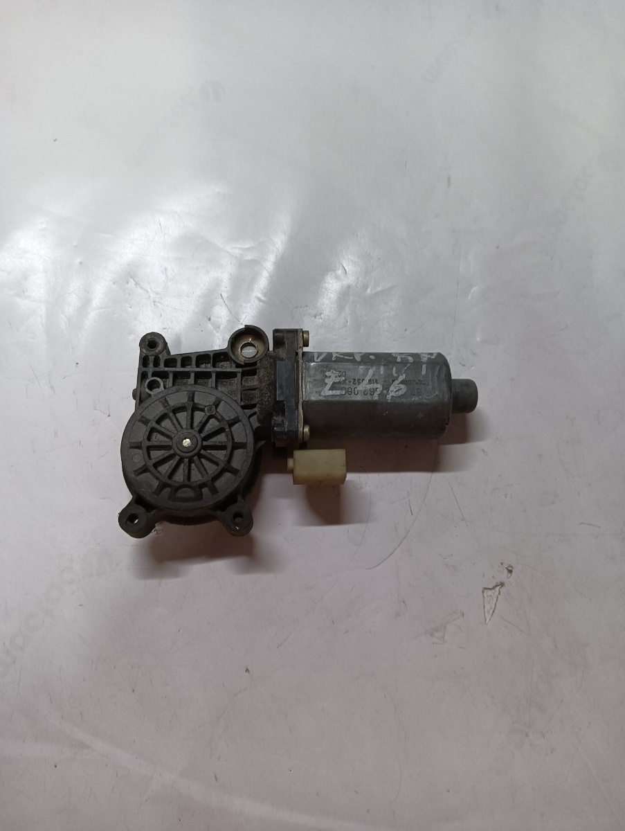 Motoras geam pivotant dreapta spate BMW 3 IV E46 1998 - 2005