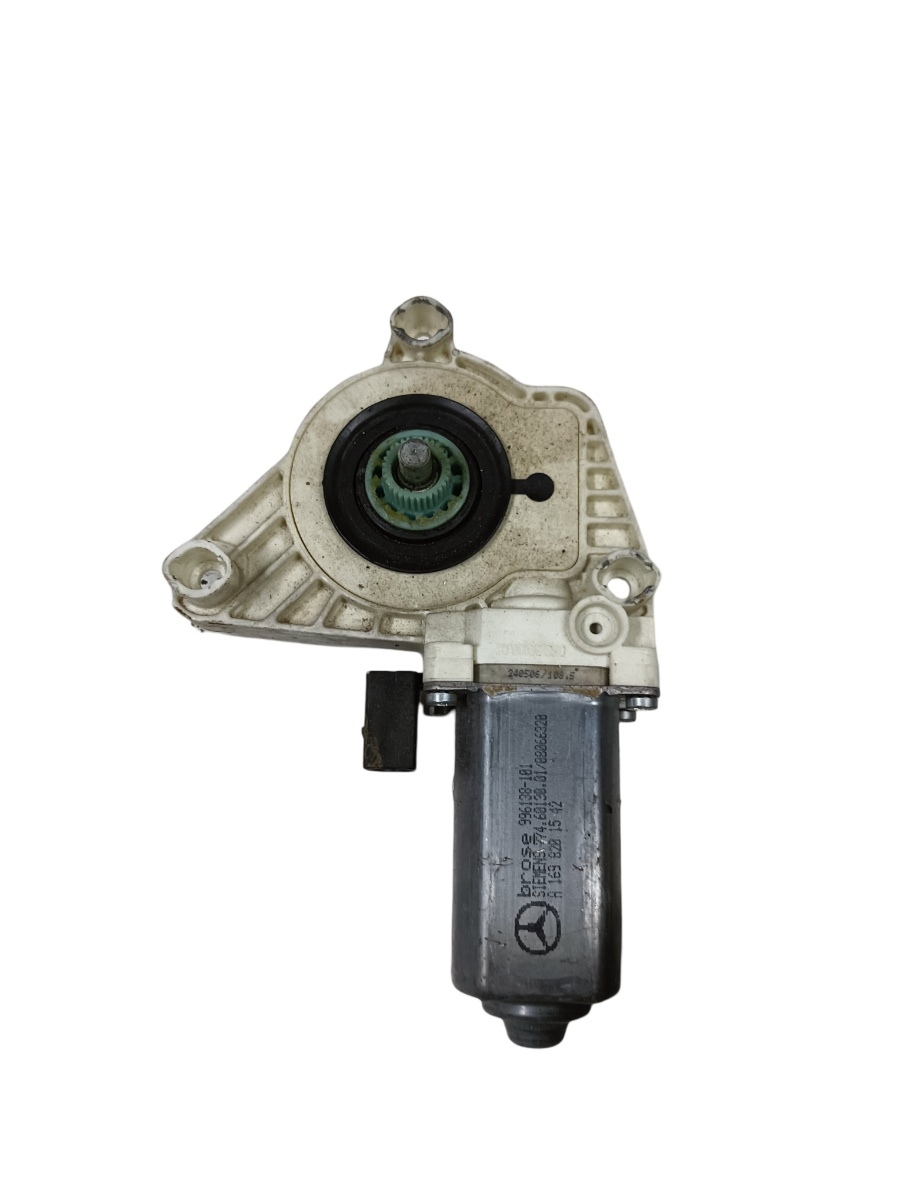 Motoras geam pivotant stanga fata MERCEDES-BENZ A-CLASS II W169 2004 - 2012 A1698201542
