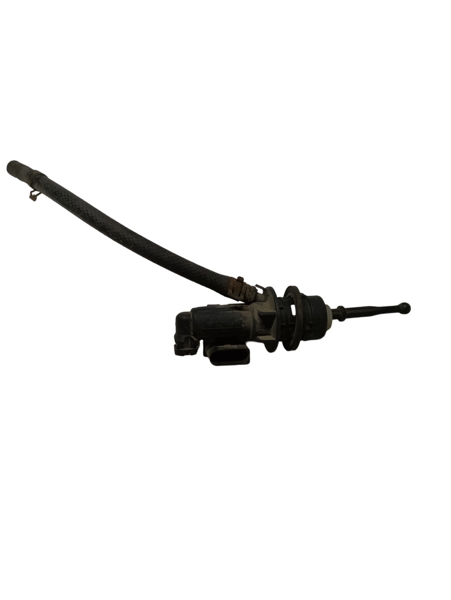 Pompa ambreiaj VOLKSWAGEN PASSAT 3C2 2005 - 2010