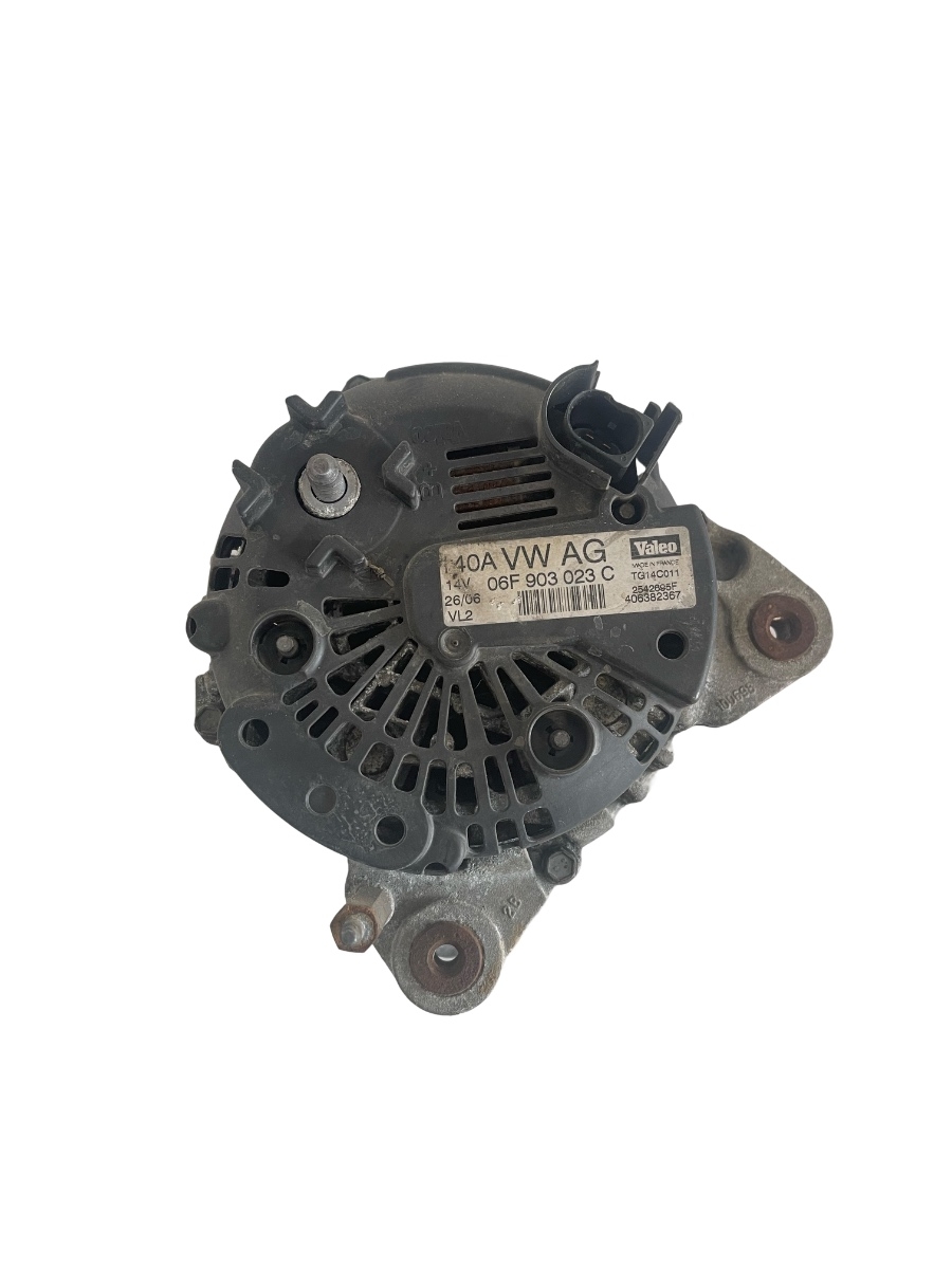 Alternator VOLKSWAGEN TOURAN 1T1, 1T2 2003 - 2010 1.9TDI 06F903023C