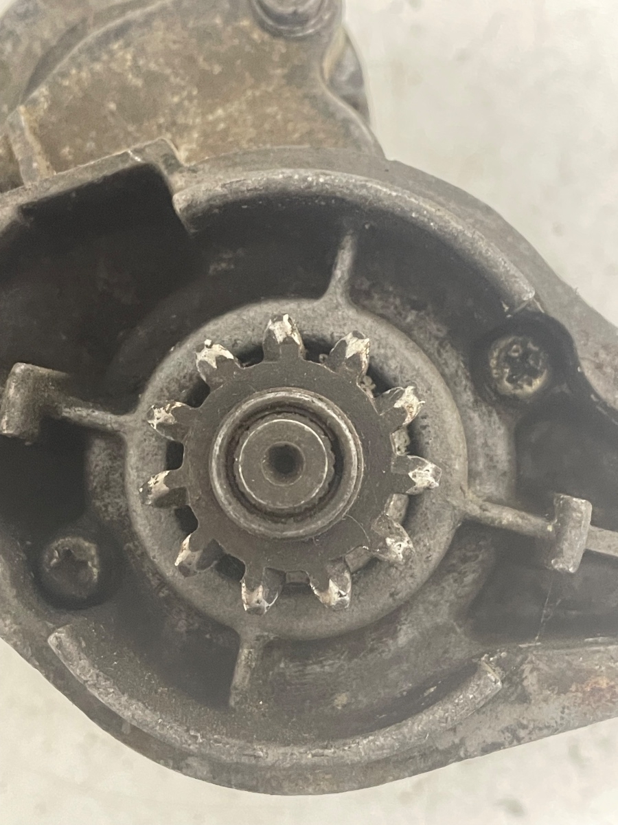 Electromotor TOYOTA LAND CRUISER J70 2.4D 1990 – foto 2