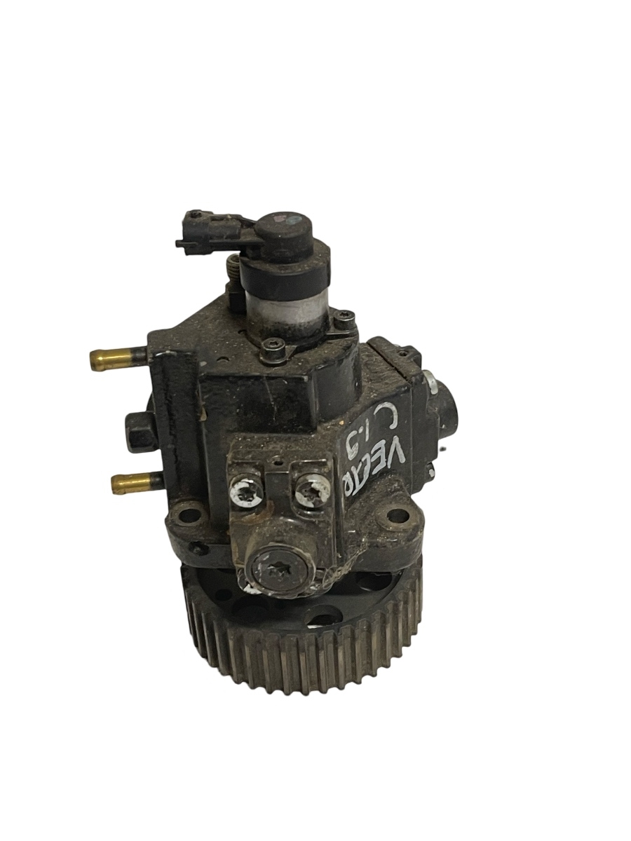 Pompa de injectie OPEL ASTRA H L48, A04 2004 - 2014, OPEL ZAFIRA B A05 2005 - 2015 1.9D 0055193731 / 0445010097