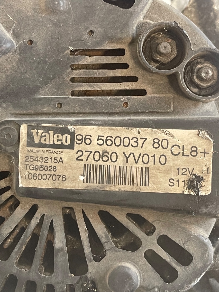 Alternator CITROËN C1 1.4HDI 27060YV010 9656003780 – foto 3