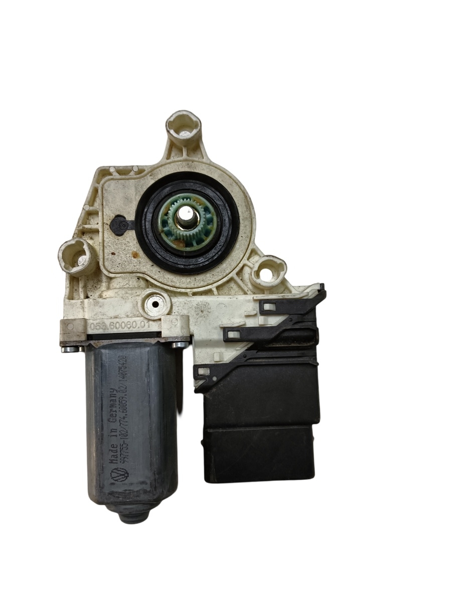 Motoras geam pivotant dreapta spate VOLKSWAGEN PASSAT 3C2 2005 - 2010