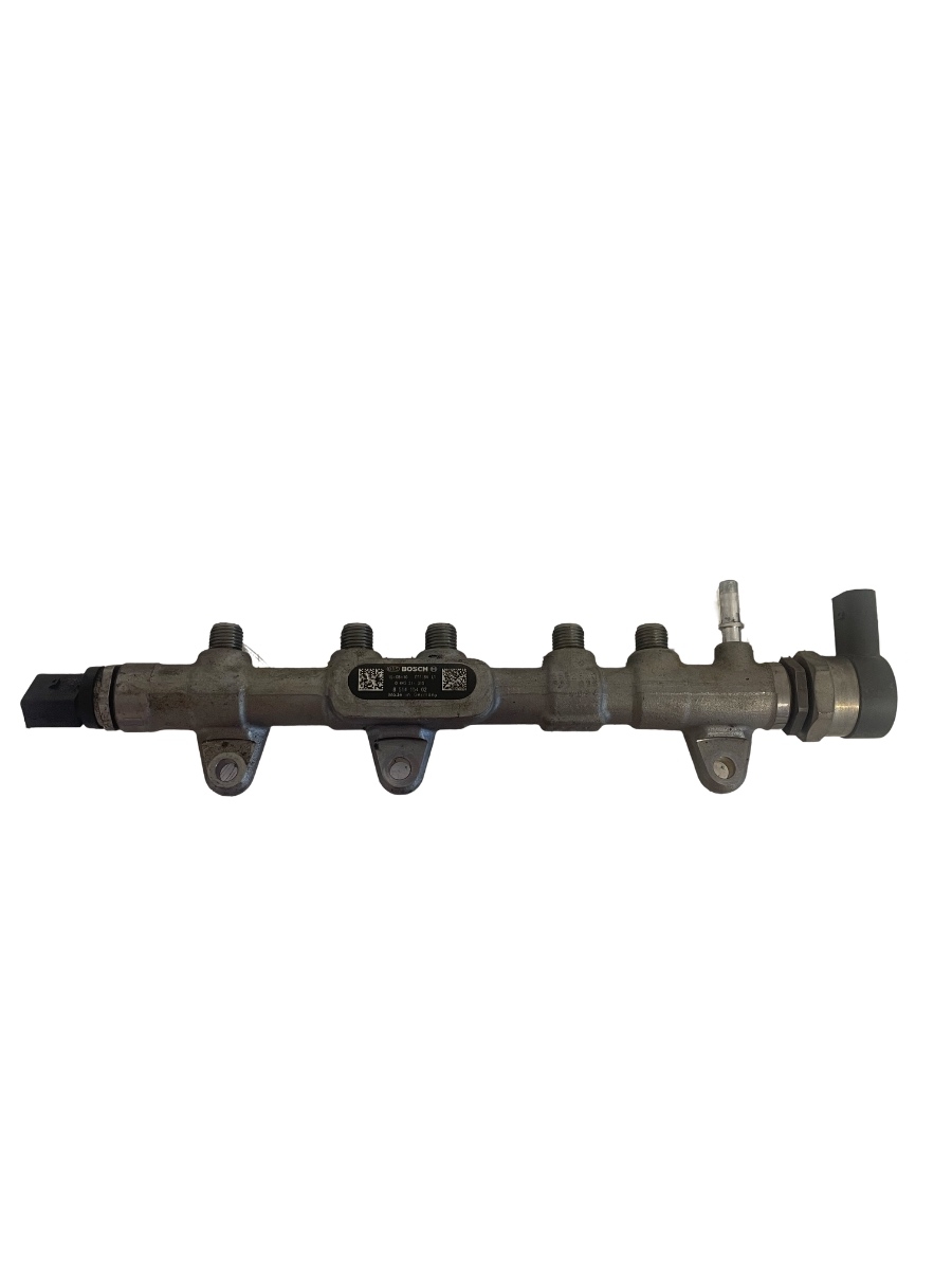 Rampa injectoare BMW X3 II F25 2010 - 2017 2.0D  851415402 / 0445214315
