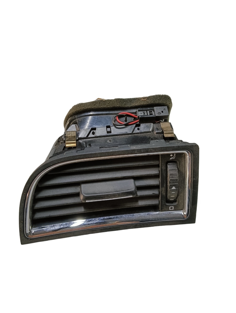 Grila ventilatie  stanga fata SKODA SUPERB 3T4 2008 - 2015 3t0819701