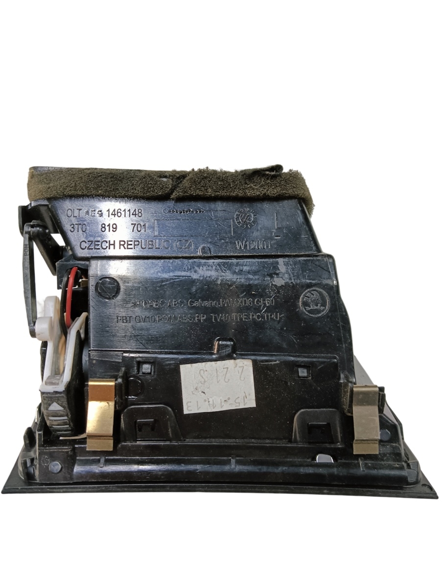 Grila ventilatie  stanga fata SKODA SUPERB 3T4 2008 - 2015 3t0819701 – foto 2