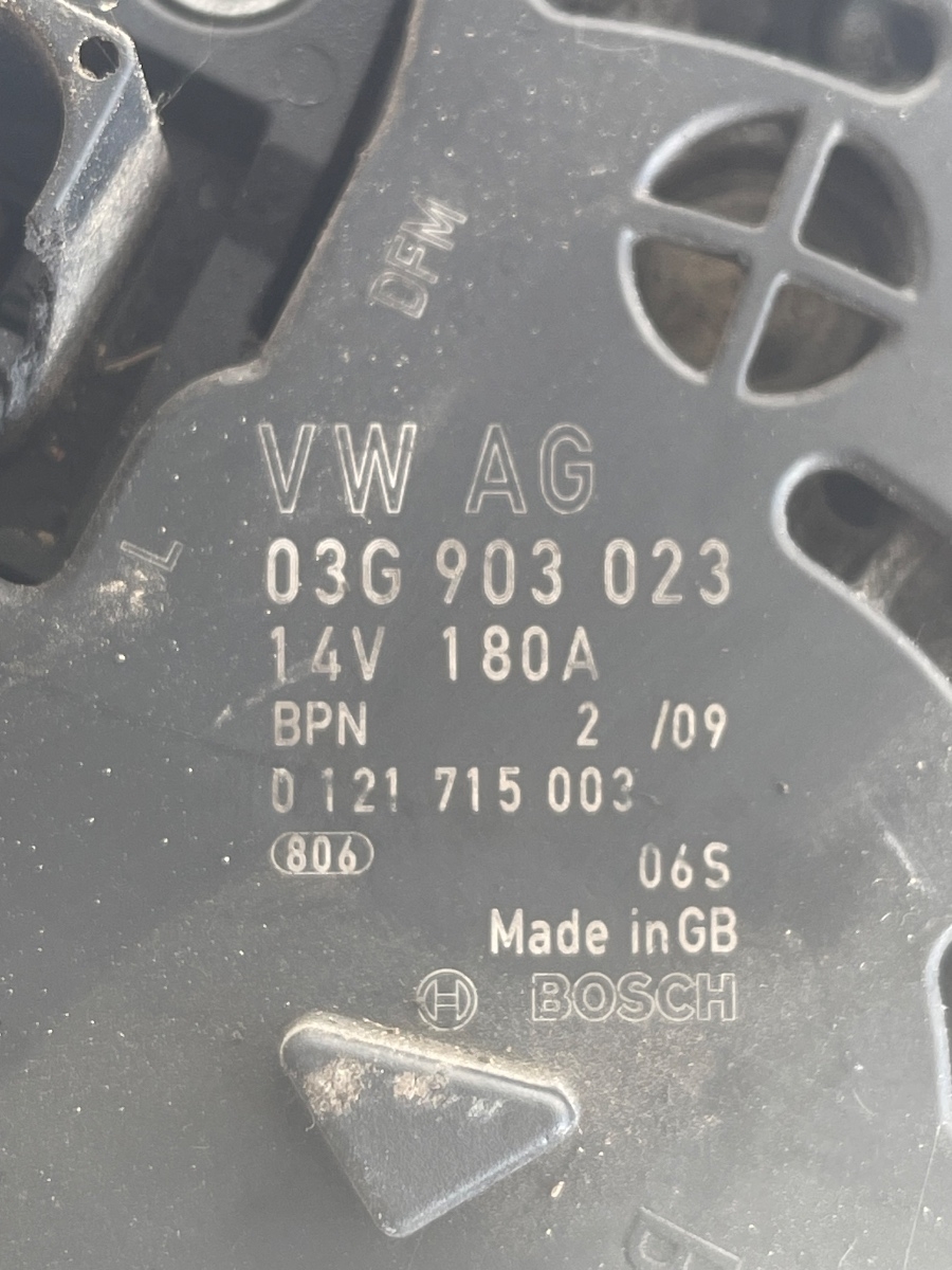 Alternator VOLKSWAGEN PASSAT Variant 3C5 2005 - 2011 0121715003 03G903023 – foto 2