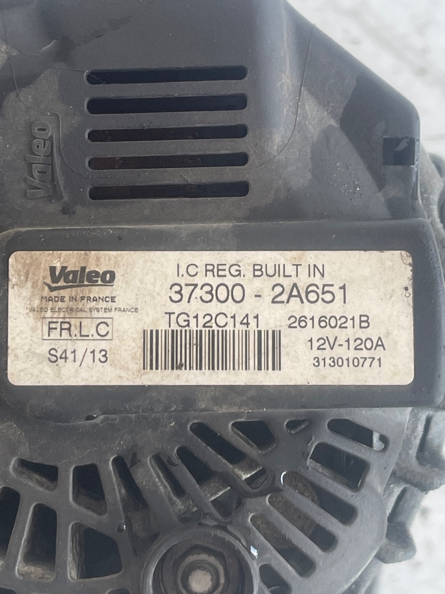 Alternator KIA VENGA YN 2010 - > 1.4 CRDi 90 D4FC 37300-2A651 – foto 2