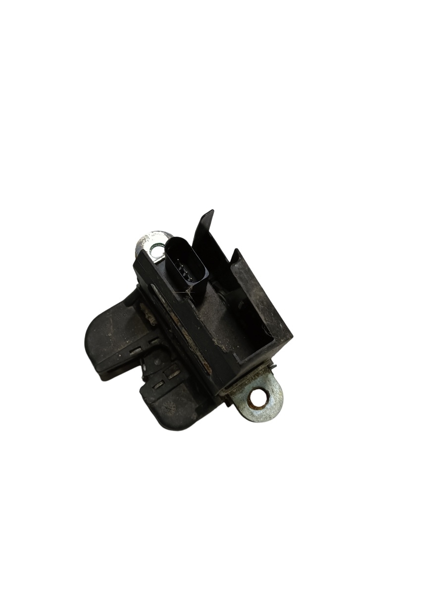Broasca hayon/portbagaj VOLKSWAGEN PASSAT Variant 3C5 2005 - 2011 3c9827645a