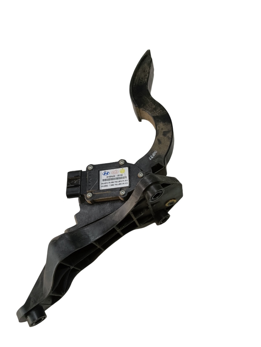Pedala de acceleratie HYUNDAI SANTA FE II CM 2005 - 2012 327262b100