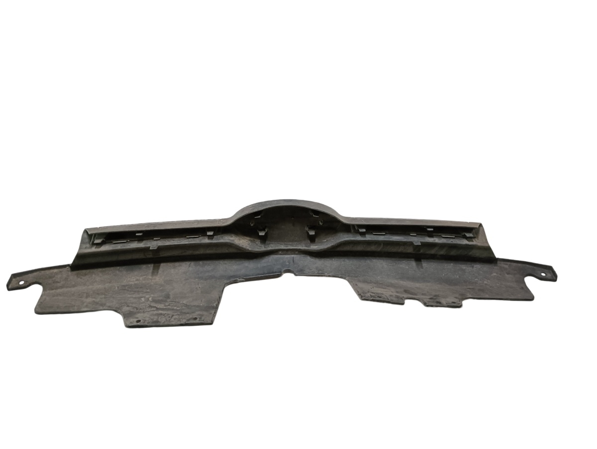 Grila fata MERCEDES-BENZ VIANO W639 2003 - > 2.2 CDI 2.2 OM 646.980, OM 646.982 – foto 2