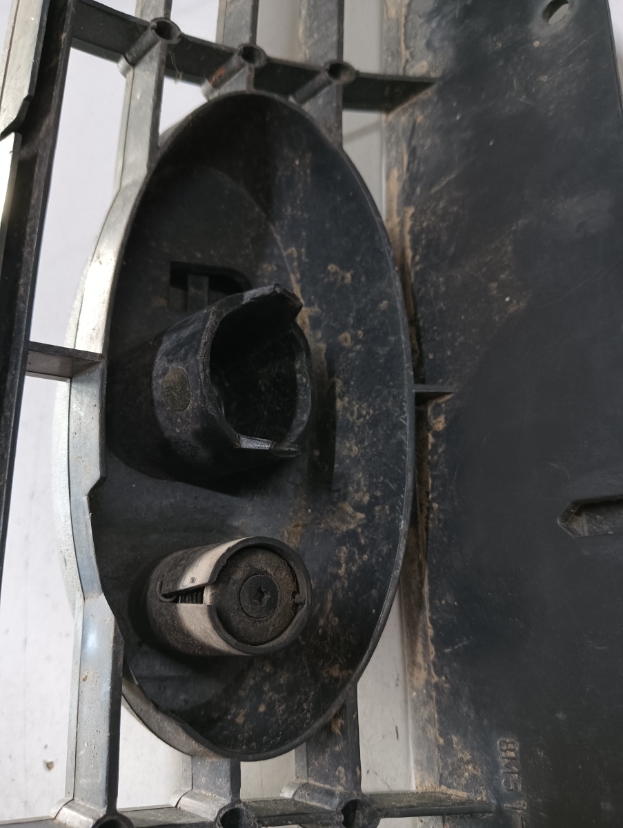 Grila fata FORD FOCUS II DA_, HCP, DP 2004 - 2013 – foto 3