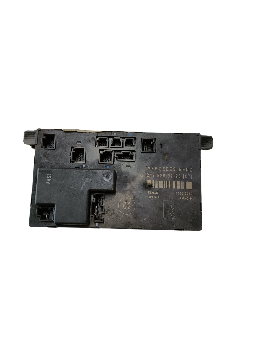 Modul de confort dreapta fata MERCEDES-BENZ CLS C219 2004 - 2011 2198200726