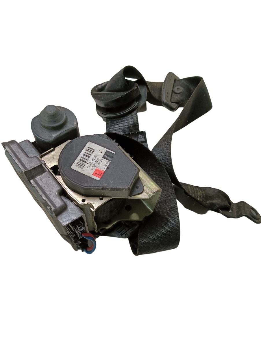 Centura siguranta  stanga fata MERCEDES-BENZ CLS C219 2004 - 2011 3.0 CLS 320 CDI OM 642.920 602208200