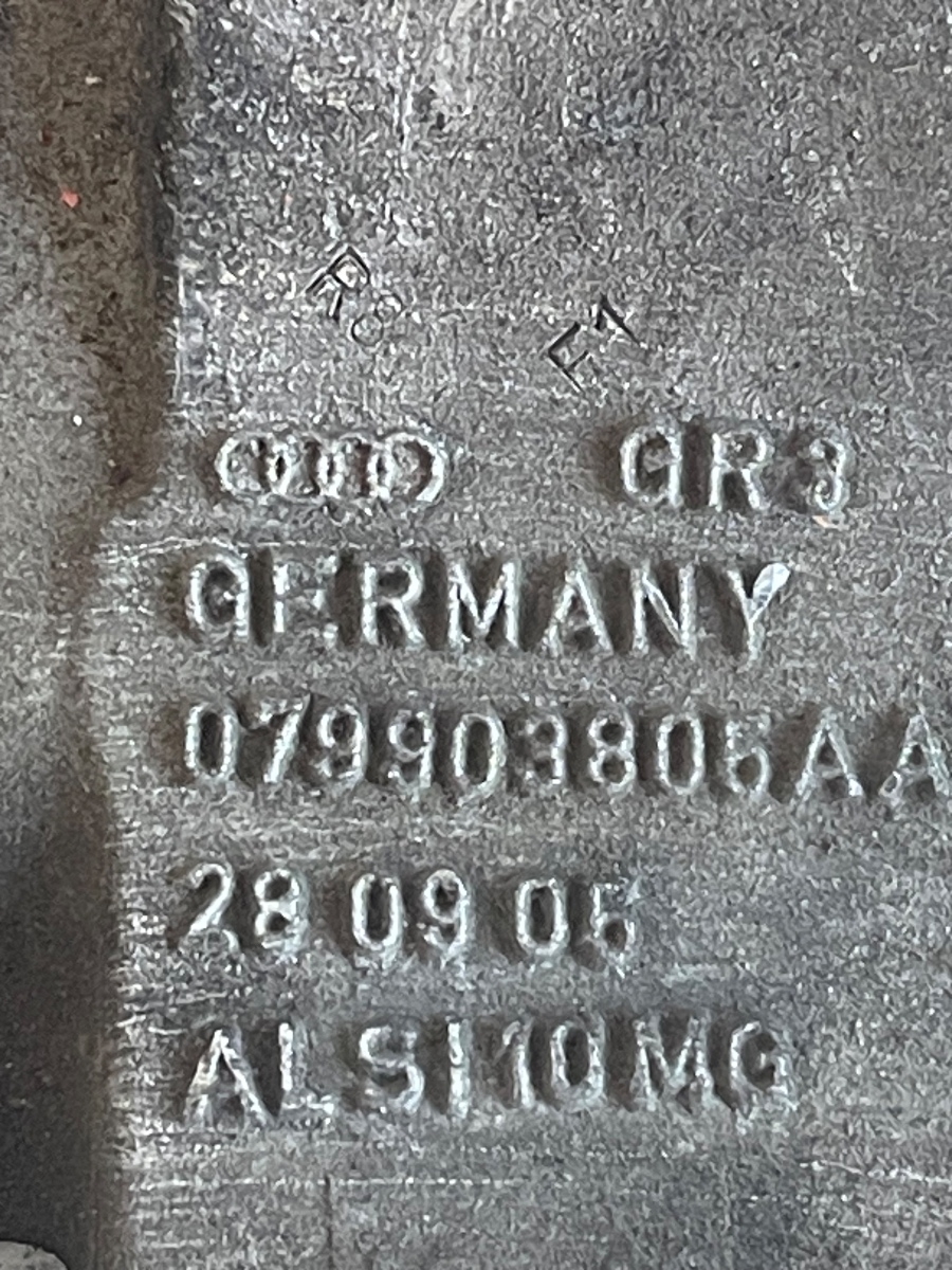 Suport alternator AUDI Q7 4LB 2006 - 2016 4.2 FSI quattro BAR 079903805AA – foto 2