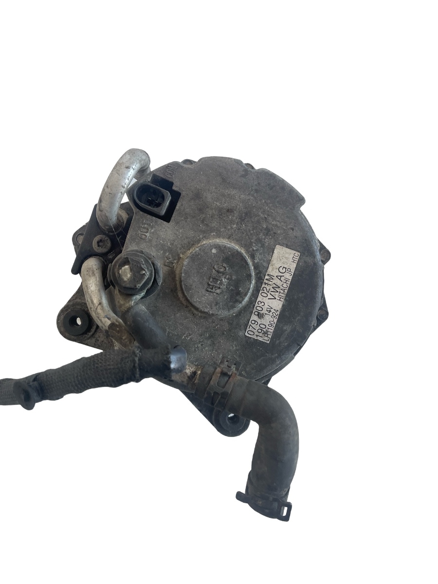 Alternator AUDI Q7 4LB 2006 - 2016 4.2 FSI quattro BAR 079903021M