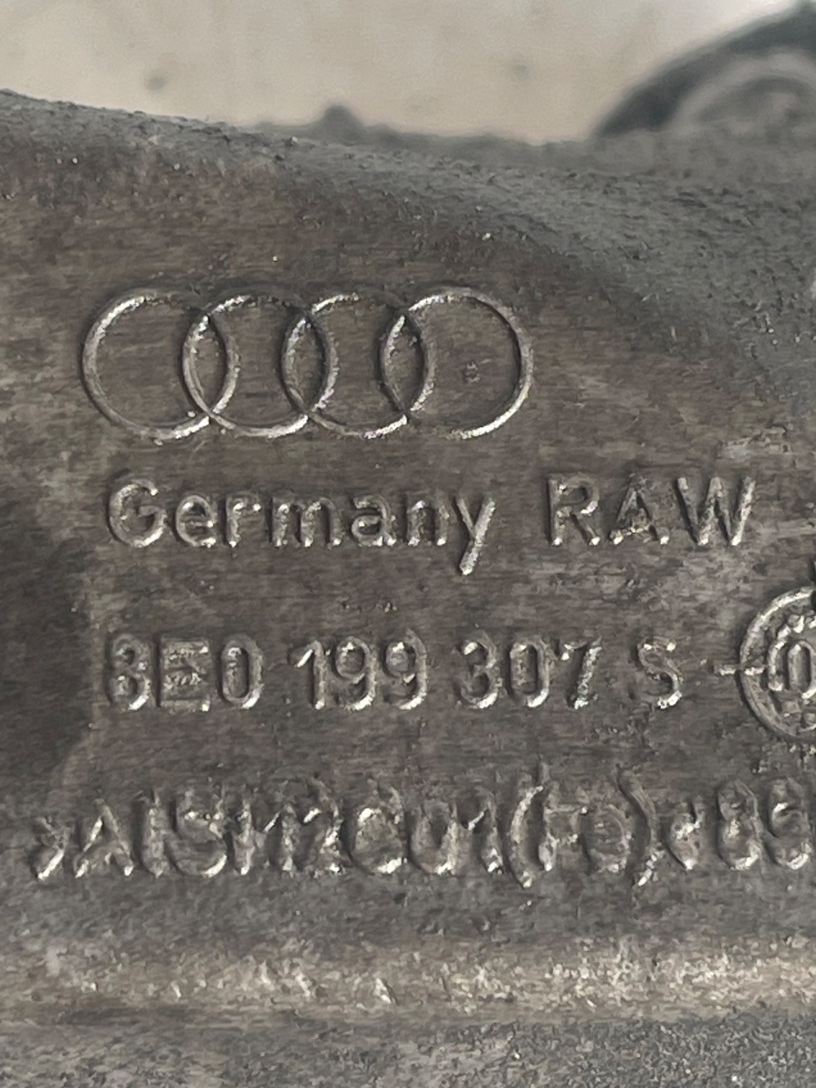 Suport motor stanga AUDI A4 III 8EC, B7 2004 - 2008 2.0 TDI BPW 8E0199307S – foto 2