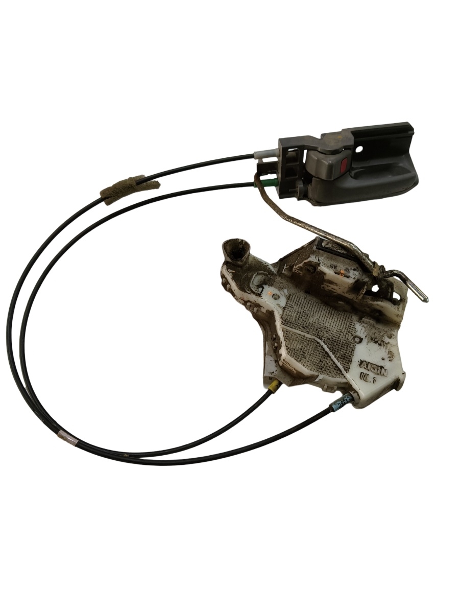 Broasca usa stanga fata TOYOTA HILUX VII Pickup _N1_, _N2_, _N3_ 2004 - >