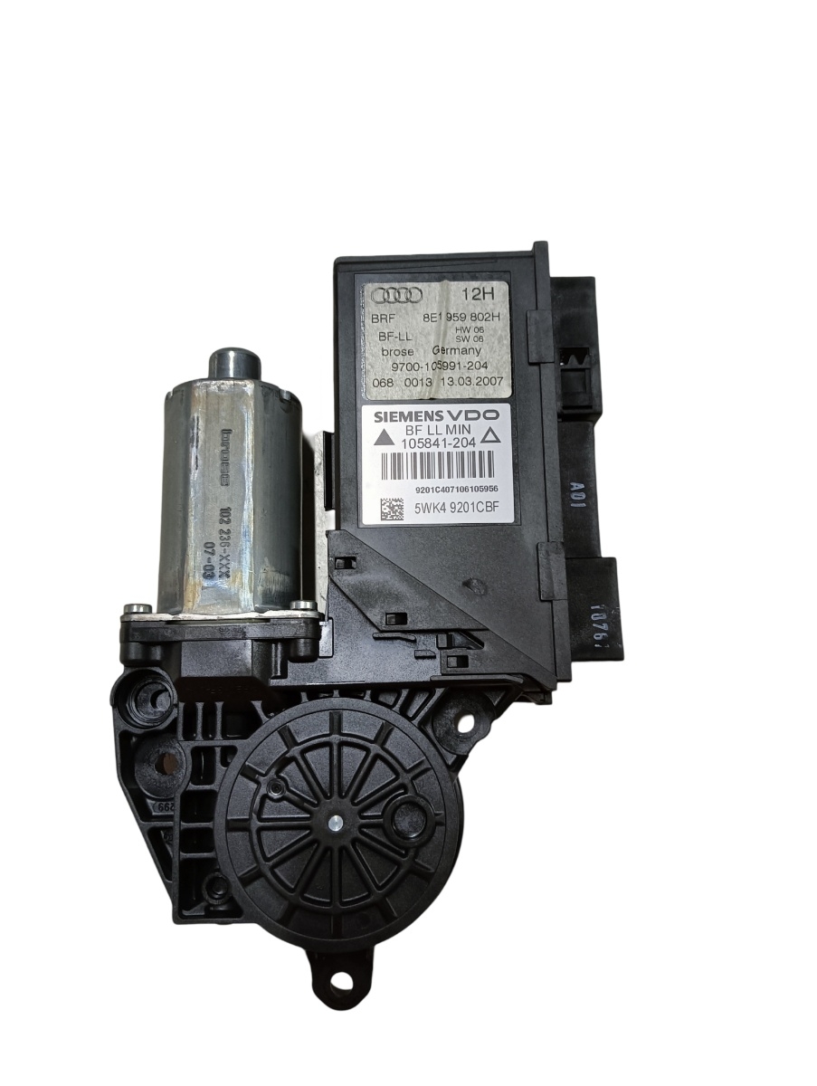 Motoras geam pivotant dreapta fata AUDI A4 III Avant 8ED, B7 2004 - 2008 8e1959802h