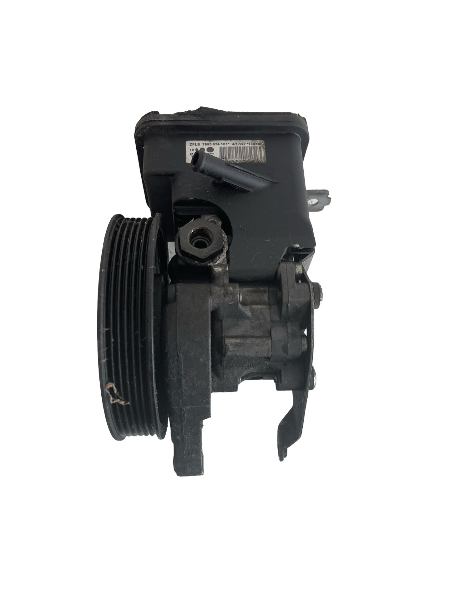 Pompa servodirectie BMW 5 E60 2001 - 2010 2.0 520 d M47 D20 (204D4) 7693974101