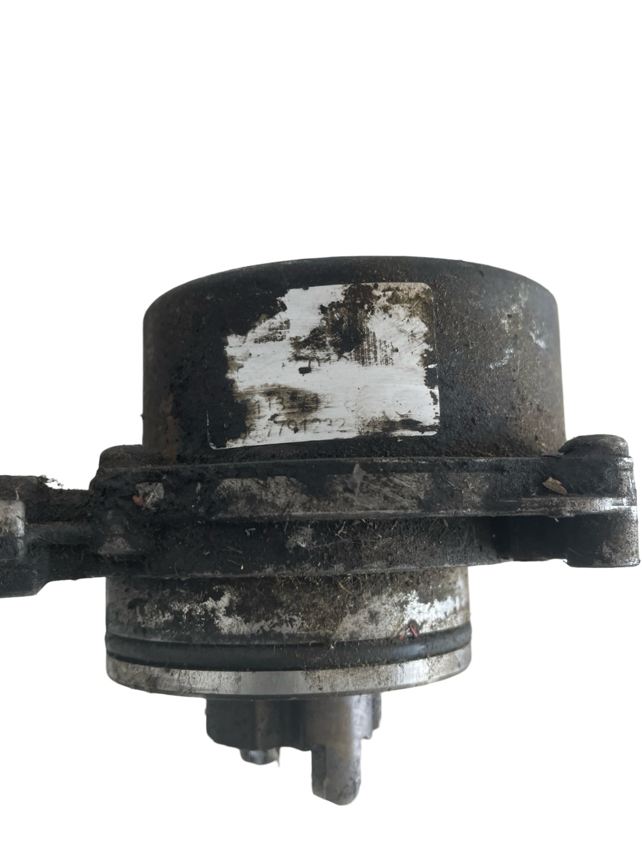 Pompa de vacuum BMW 5 E60 2001 - 2010 2.0 520 d M47 D20 (204D4) 779123204 – foto 3