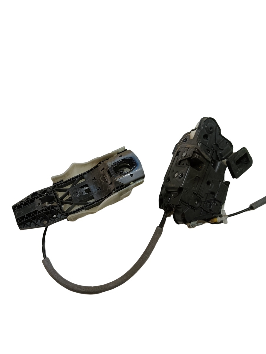 Broasca usa stanga fata SKODA RAPID II NH3 2012 - > 5E1837015A