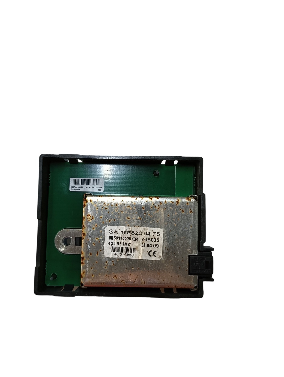 Amplificator semnal antena MERCEDES-BENZ A-CLASS II W169 2004 - 2012 A1698200475 A1698200475