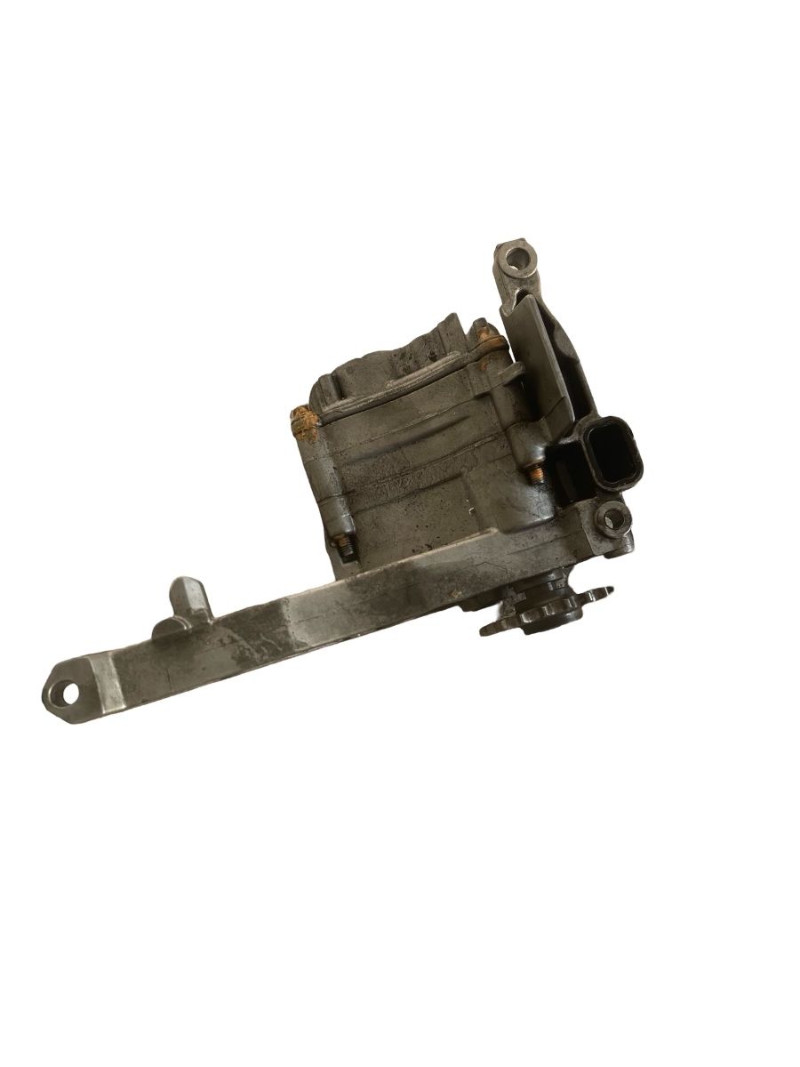 Pompa de ulei MERCEDES-BENZ VITO / MIXTO Box W639 2003 - > 2.2CDI 6421810901
