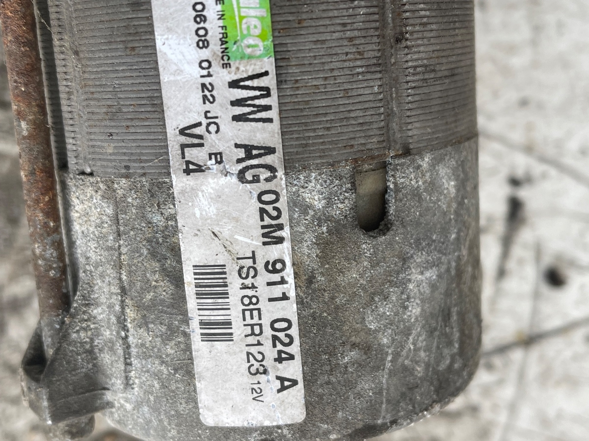 Electromotor VOLKSWAGEN TIGUAN 5N_ 2007 - > 2.0 TDI CBA 02M911024A – foto 4