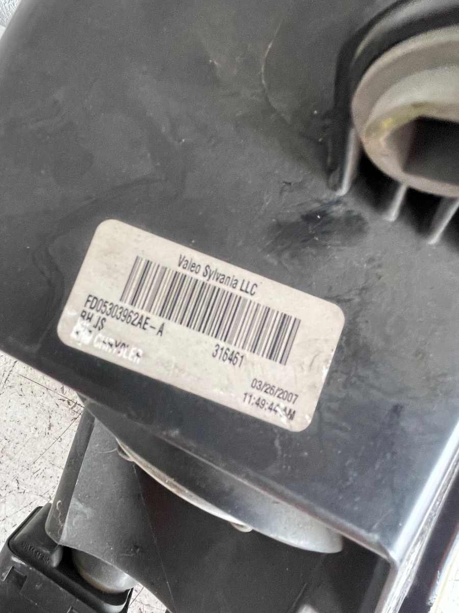 Far dreapta fata CHRYSLER SEBRING JS 2006 - 2010 – foto 6