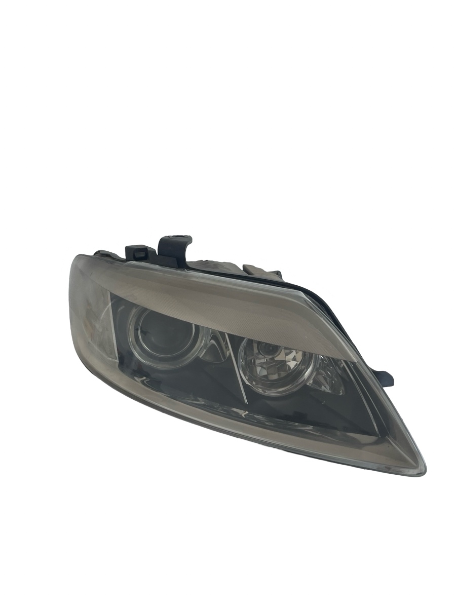 Far dreapta fata AUDI Q7 4LB 2006 - 2016 4L0941004A – foto 2