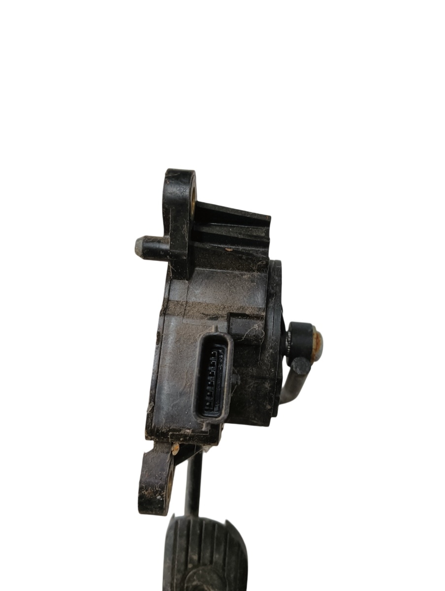 Pedala de acceleratie NISSAN TIIDA Hatchback C11 2006 - 2011 18002AX700