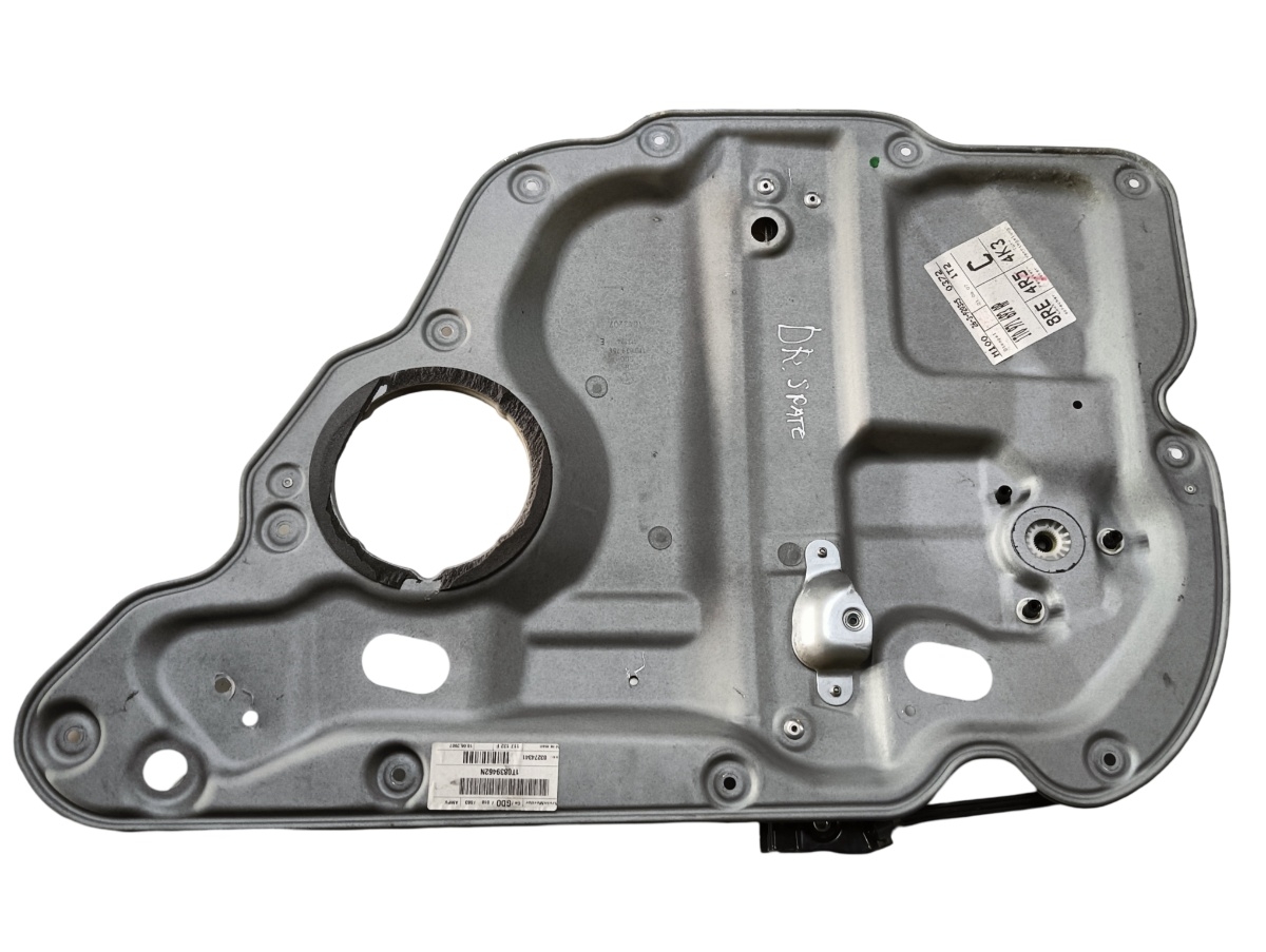 Macara Geam dreapta spate VOLKSWAGEN TOURAN 1T1, 1T2 2003 - 2010 1t0839756e