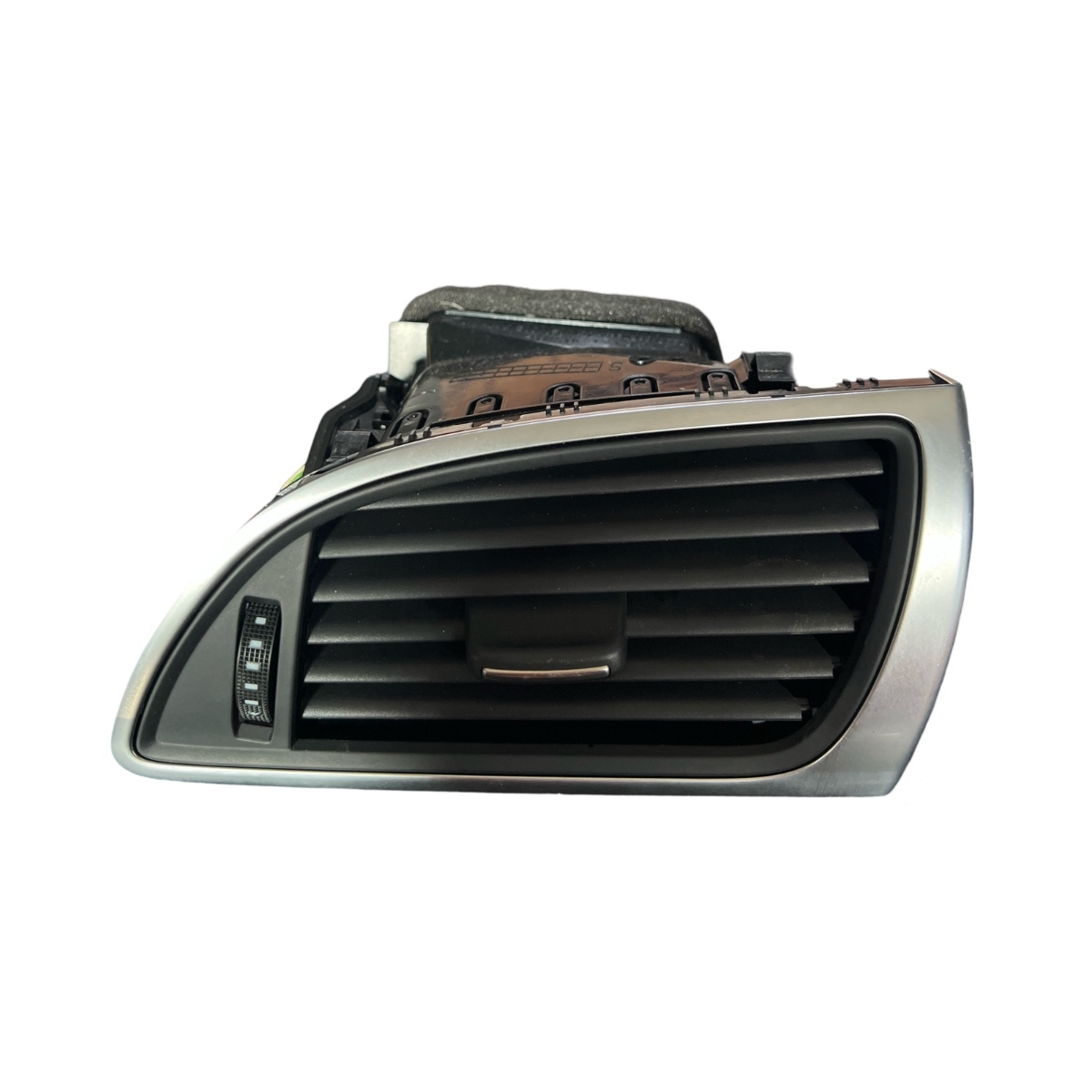Grila de ventilatie bord centrala dreapta fata AUDI A6/S6 IV Saloon 4G2, C7, 4GC 2010 - 2018 9026200R