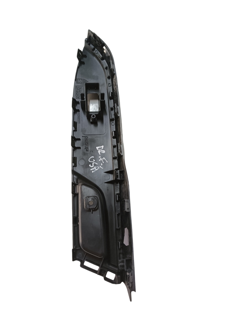 Ornament usa interior SUZUKI VITARA IV Facelift 2018 2023 1.4BOOSTERJET K14D 95KW|129HP 2023 – foto 2