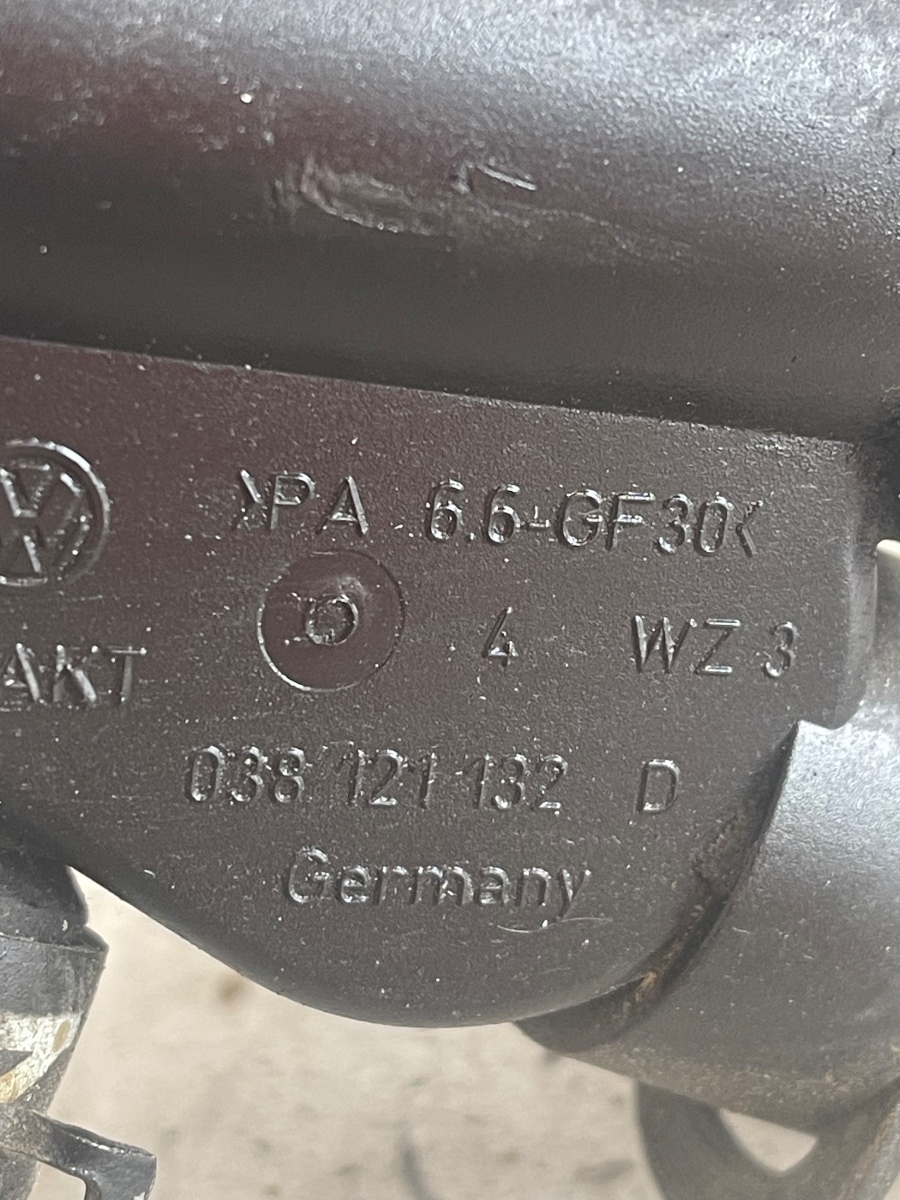 Carcasa termostat VOLKSWAGEN TOURAN 1T1, 1T2 2003 - 2010 TDI BKC  038121132D – foto 3
