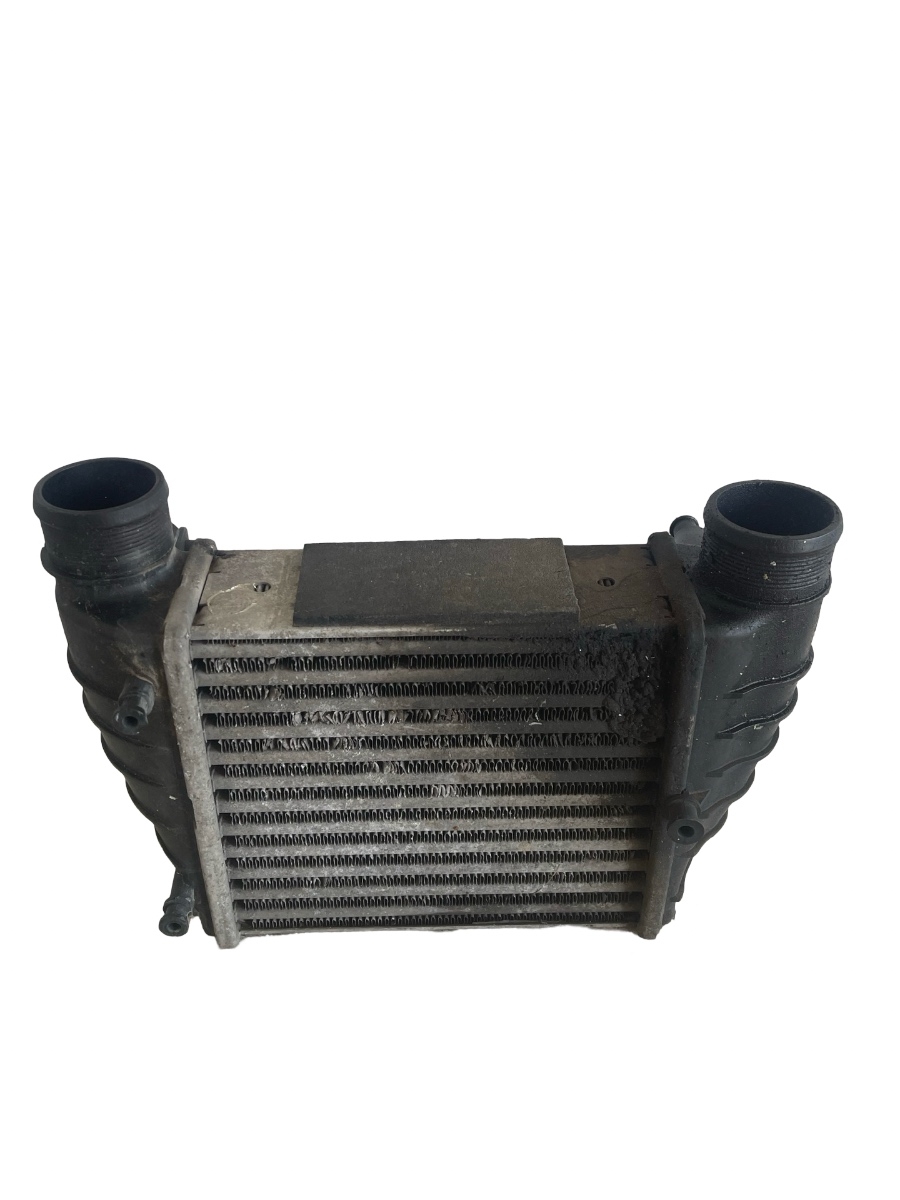 Radiator intercooler dreapta AUDI A4 III 8EC, B7 2004 - 2008 2.0 TDI BRD 8E0145806Q