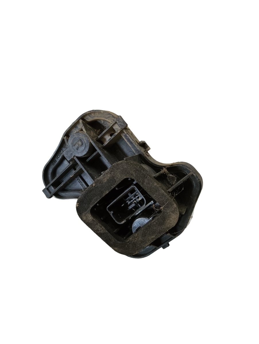 Soclu stop dreapta spate VOLKSWAGEN GOLF V 1K1 2003 - 2009 – foto 2