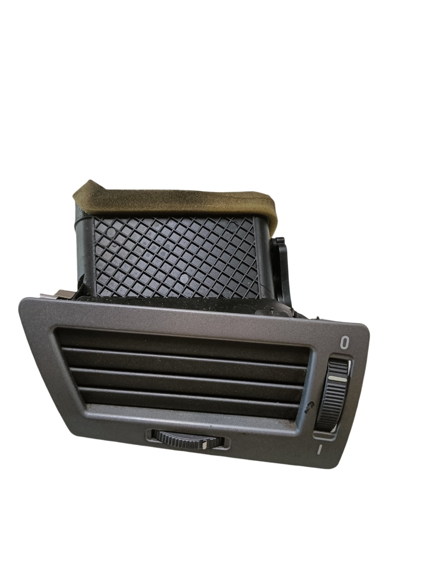 Grila ventilatie  stanga fata BMW 7 IV E65, E66, E67 2001 - 2009