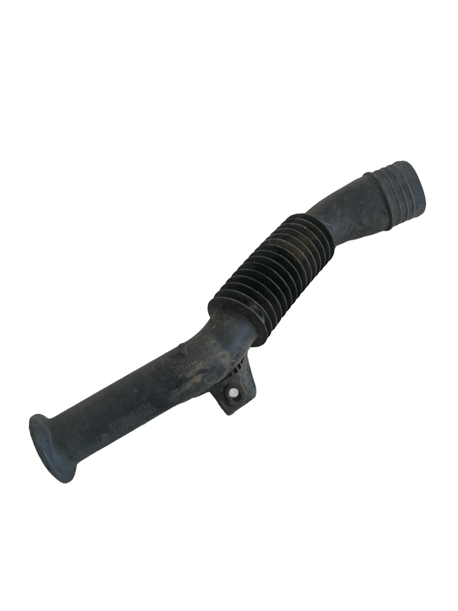 Furtun admisie aer TOYOTA YARIS _P9_ 2005 - > 17751-0J030