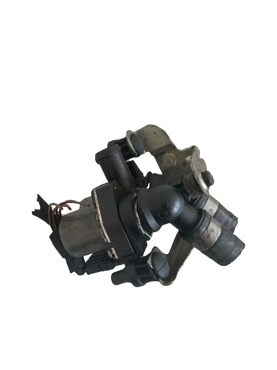 Pompa recirculare apa  MERCEDES-BENZ E-CLASS II W210 1995 - 2003 0235451628