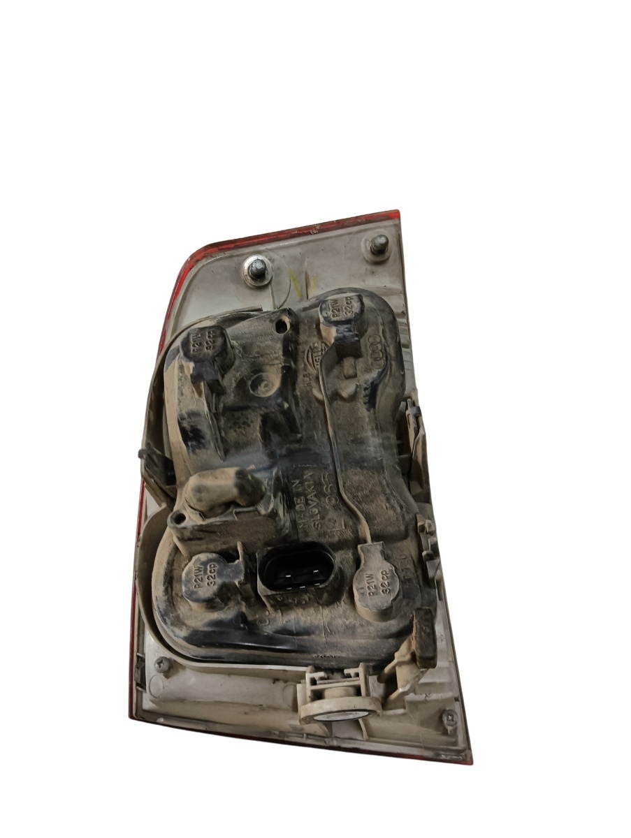 Lampa spate / Stop stanga spate AUDI A4 III 8EC, B7 2004 - 2008 – foto 2