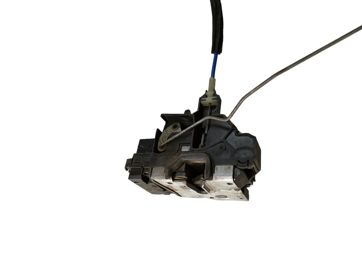 Broasca usa stanga fata CADILLAC BLS 2006 - >