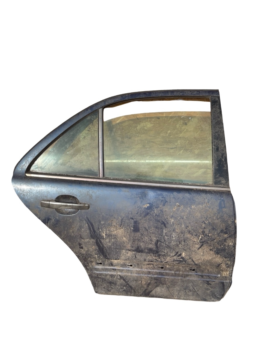 Portiera dreapta spate MERCEDES-BENZ E-CLASS II W210 1995 - 2003
