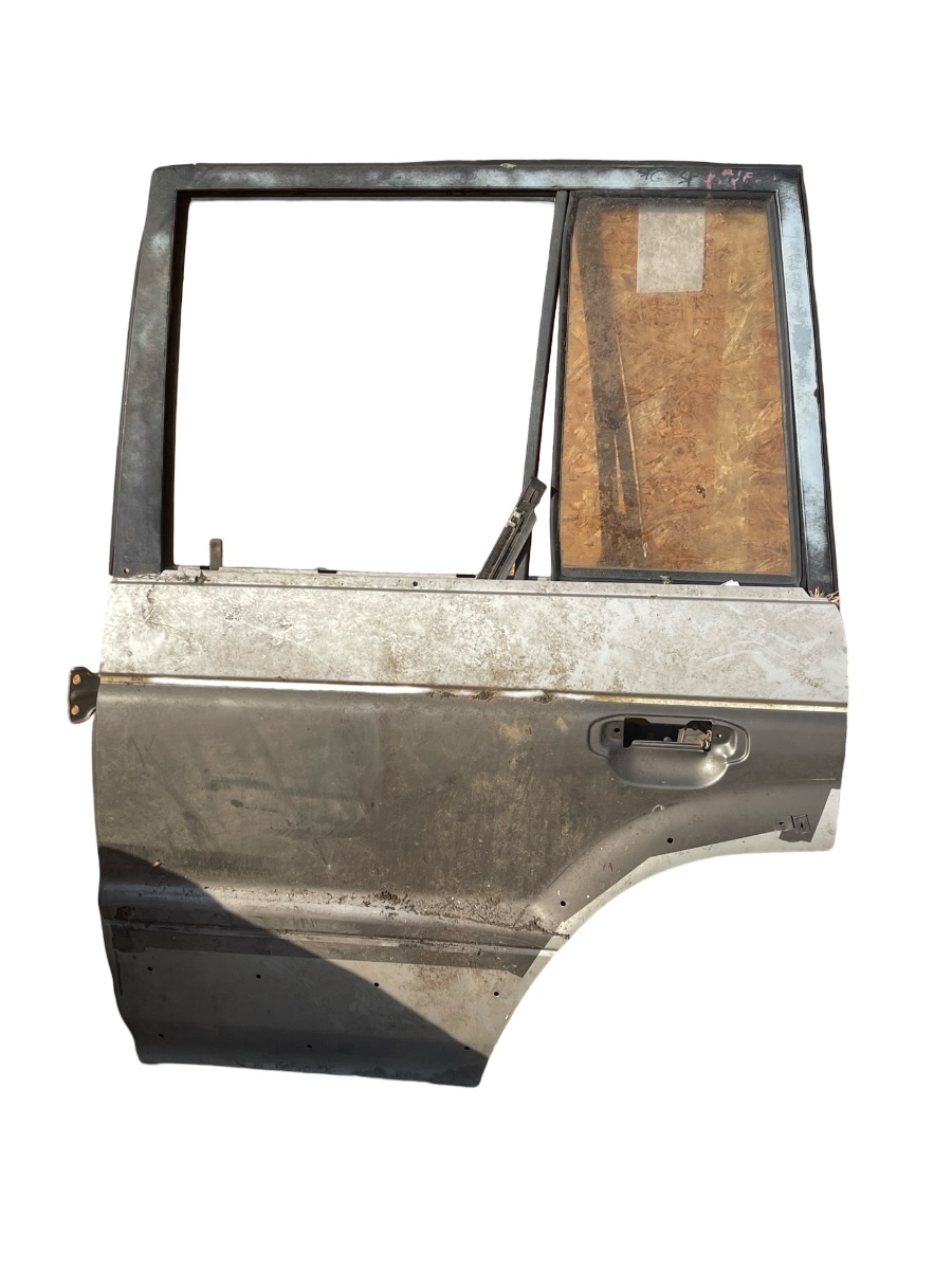 Portiera stanga spate MITSUBISHI PAJERO II V3_W, V2_W, V4_W 1990 - 2001